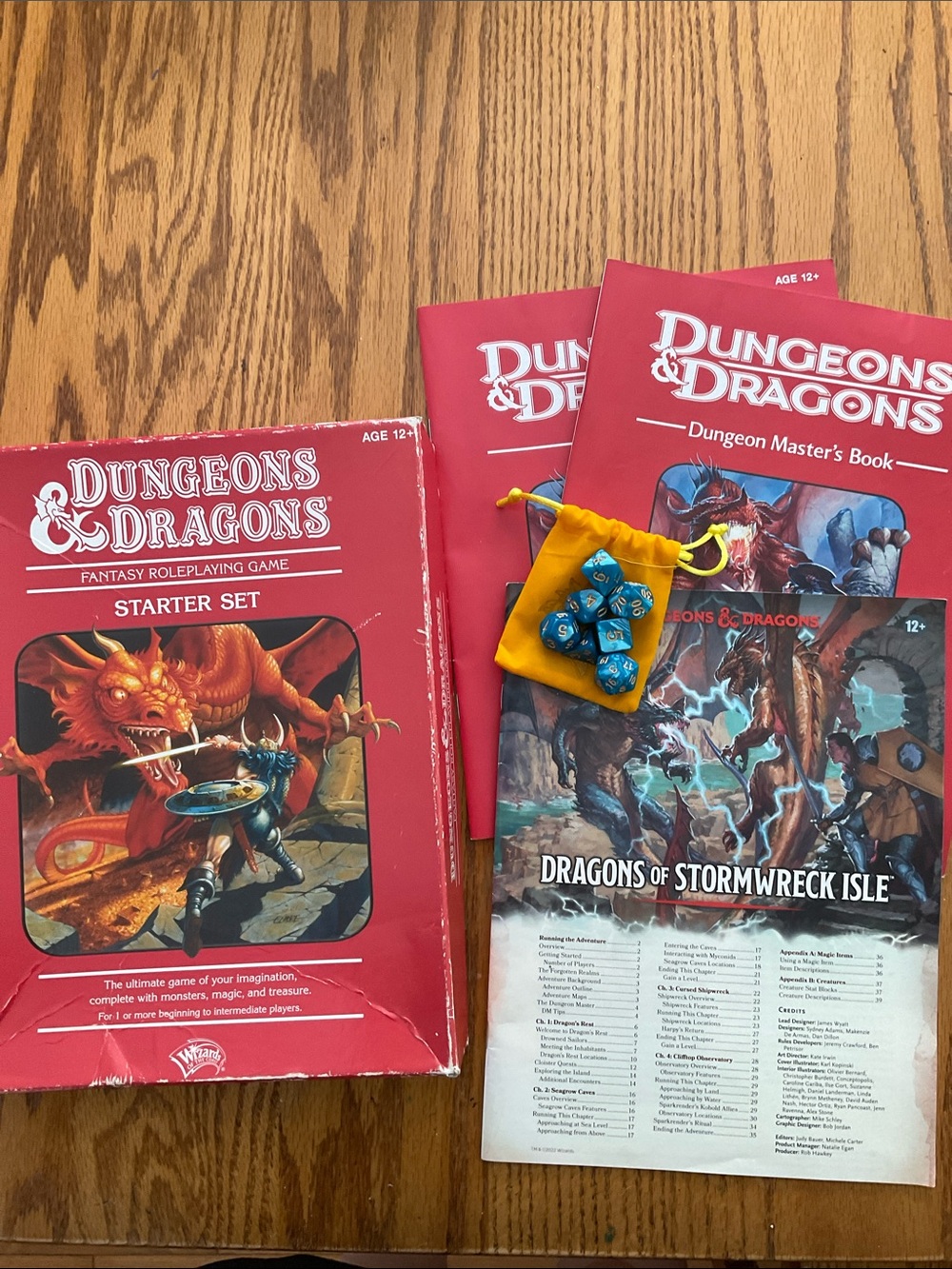 Dungeons & Dragons Starter Set No Gameboard/Map Extra Dragons of Stormwreck Isle
